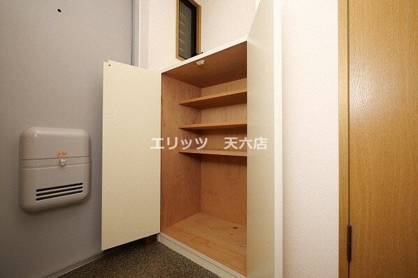 デセンシアISHIFUNEの物件内観写真